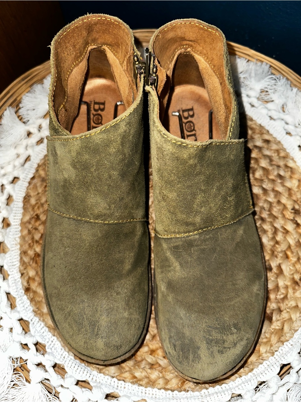 Born Tora’s Women’s Suede Ankle Booties - Picture 7 of 7